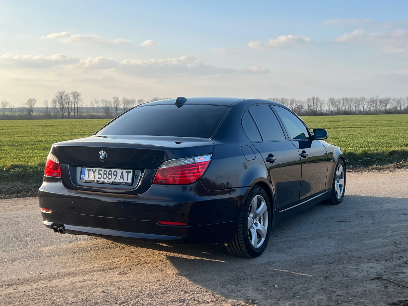 BMW 525 LCI, снимка 6 - Автомобили и джипове - 53910642