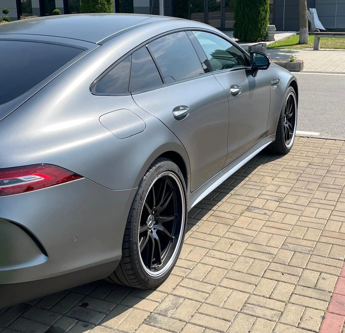 Mercedes-Benz AMG GT 43 4MATIC+ , снимка 3 - Автомобили и джипове - 53943683