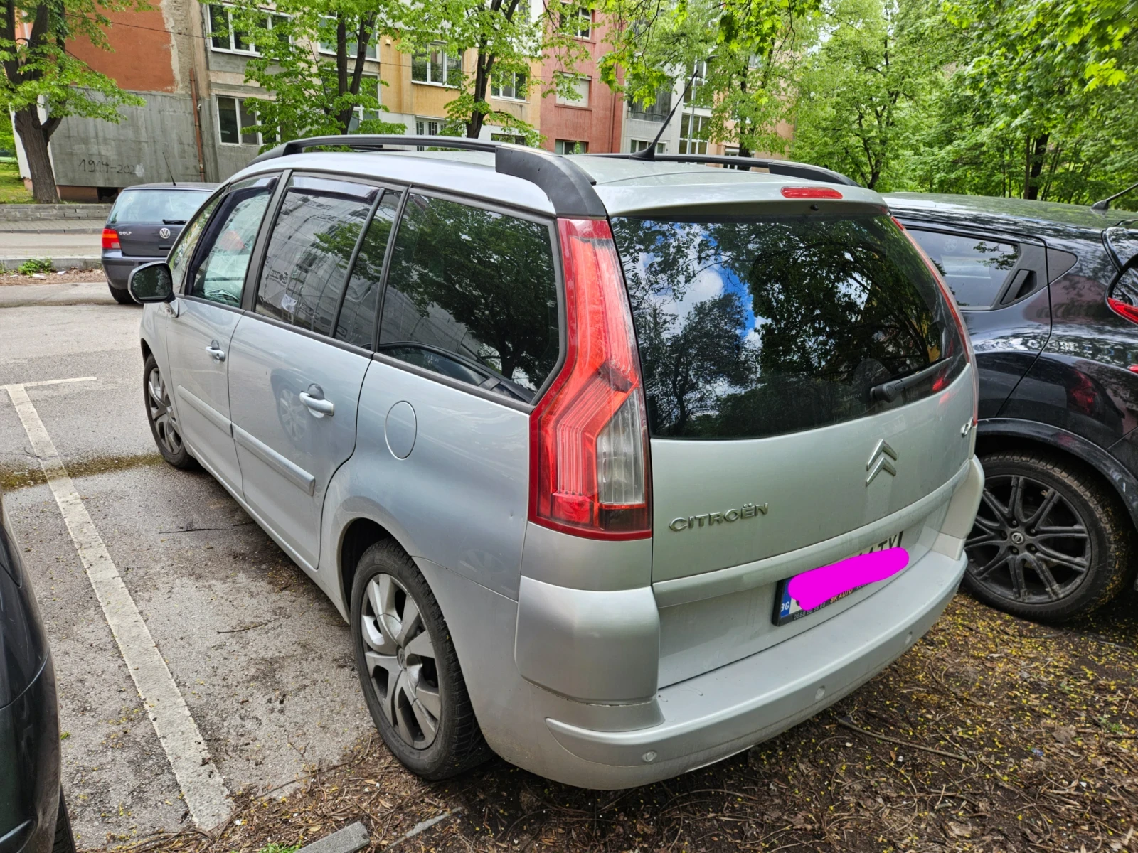 Citroen Grand C4 Picasso 1.8 БЕНЗИН/ГАЗ, снимка 5 - Автомобили и джипове - 54517973
