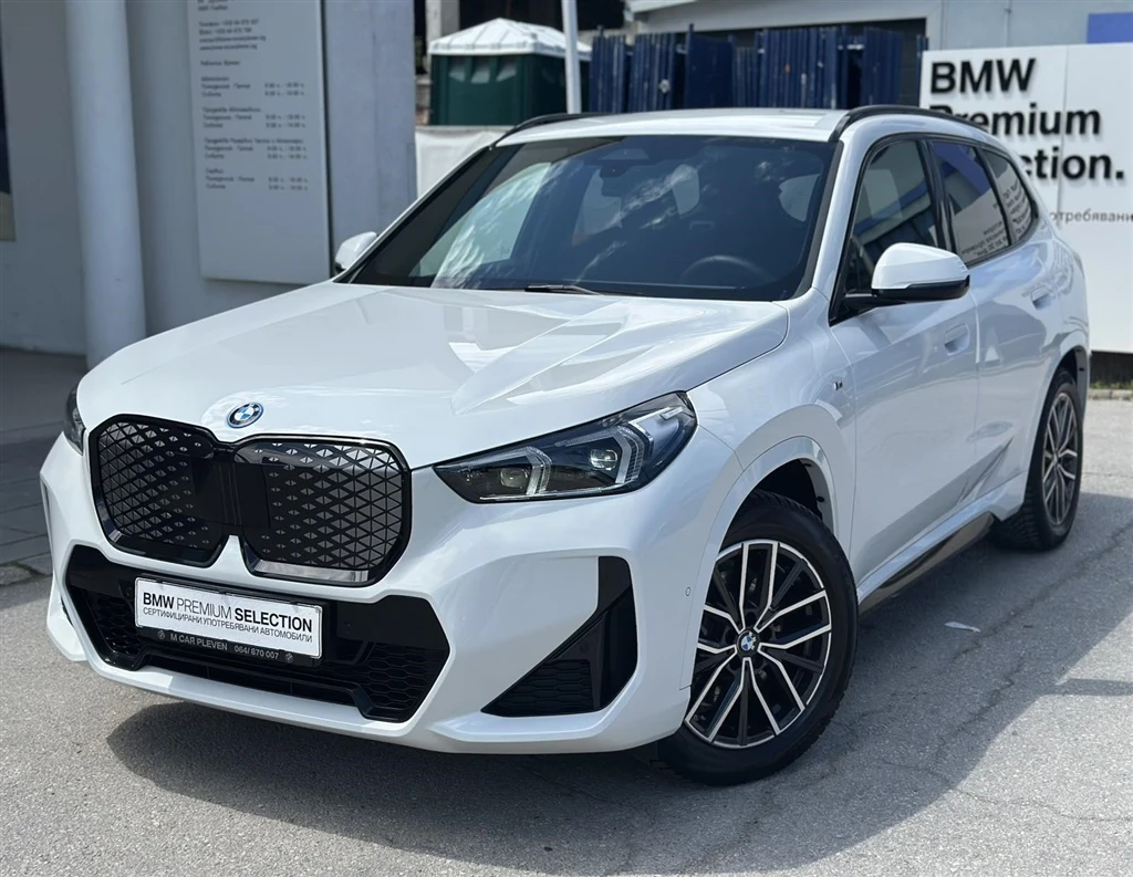 BMW iX1 xDrive30