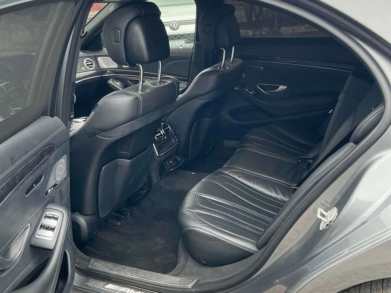 Mercedes-Benz S 63 AMG  | DIS | 360 | MASSAGE | BURMESTER , снимка 12 - Автомобили и джипове - 54736385