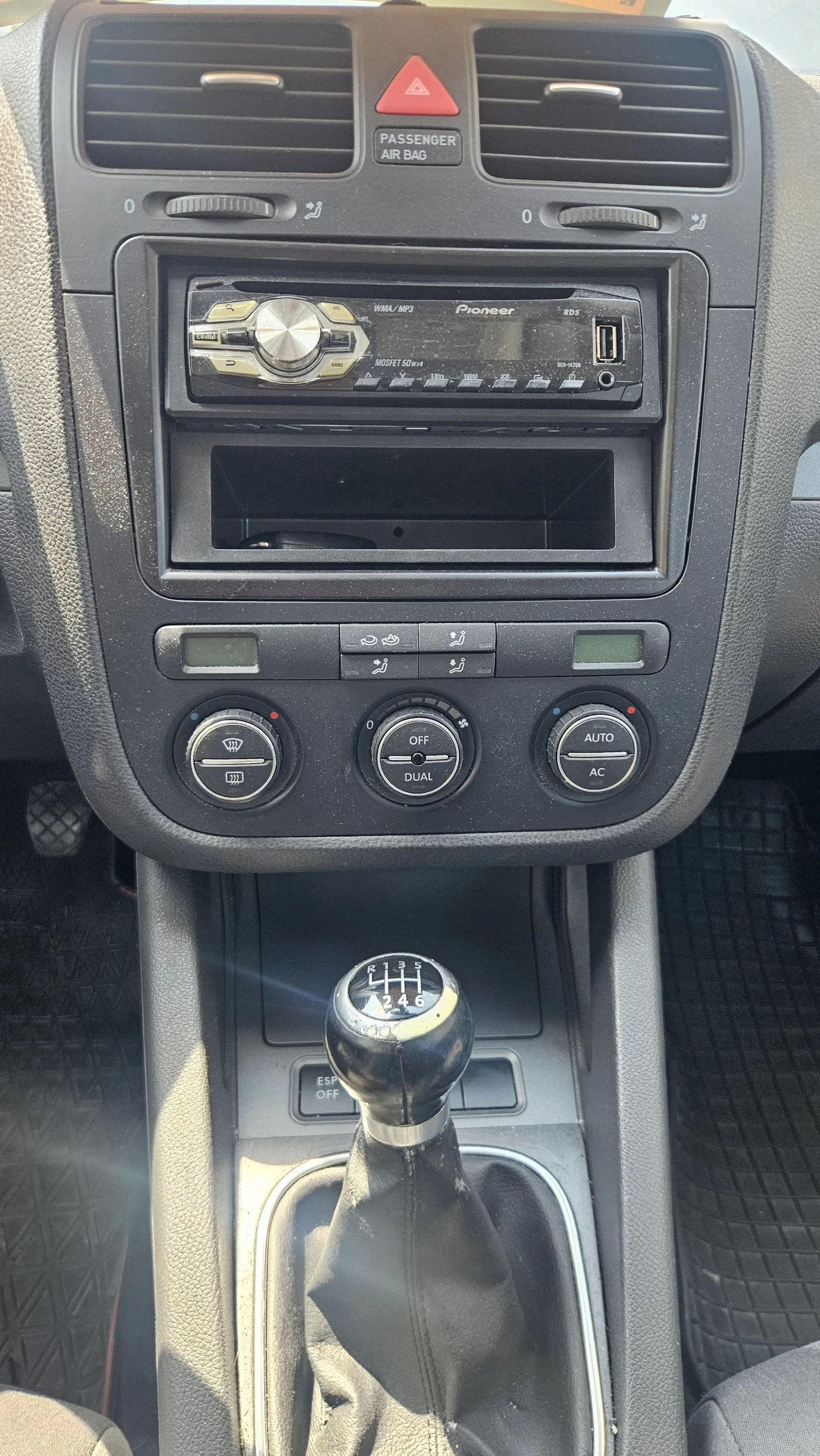 VW Golf 1.9тди. 105кс.4х4.климатрон.6скорости, снимка 7 - Автомобили и джипове - 55008984