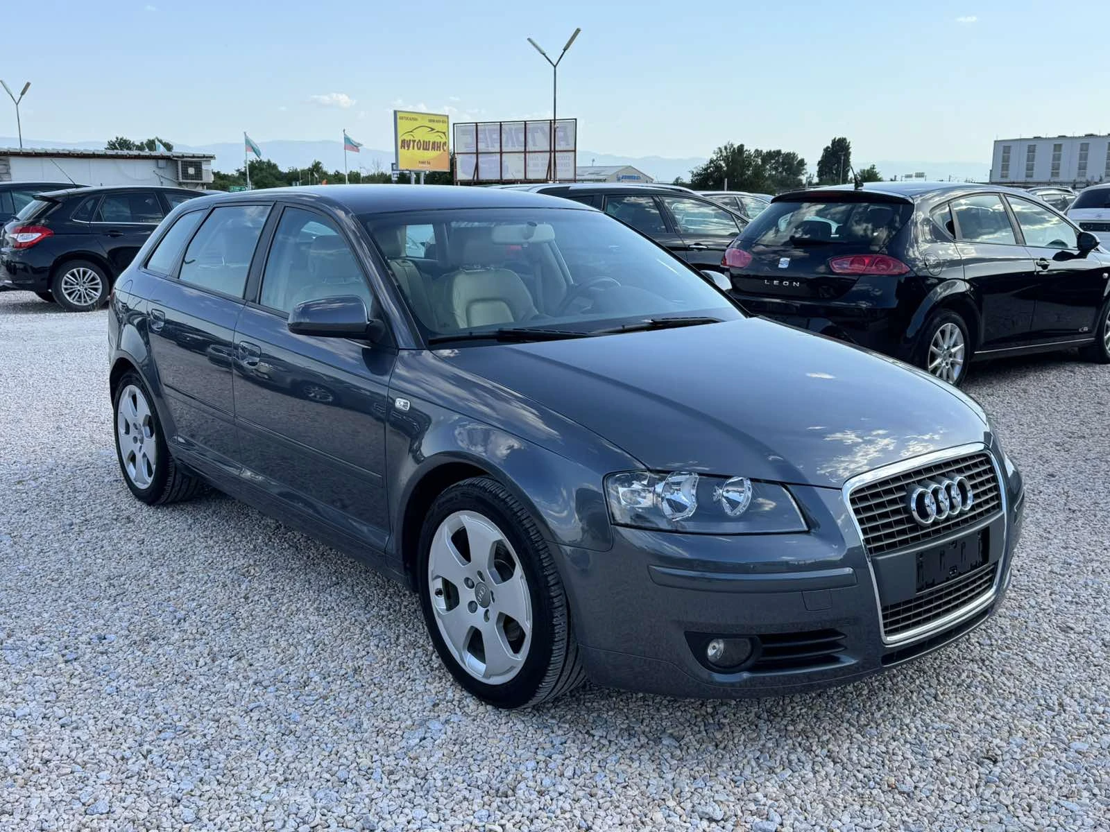 Audi A3 1.6I, снимка 3 - Автомобили и джипове - 55092105