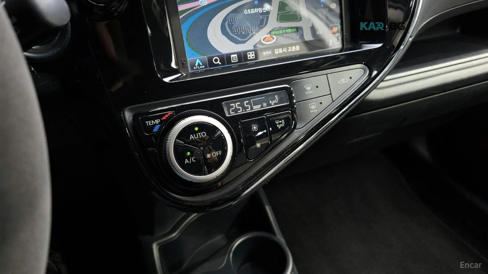 Toyota Prius С 1.5* КОЖА* ПОДГРЕВ* НАВИ, снимка 17 - Автомобили и джипове - 55413156