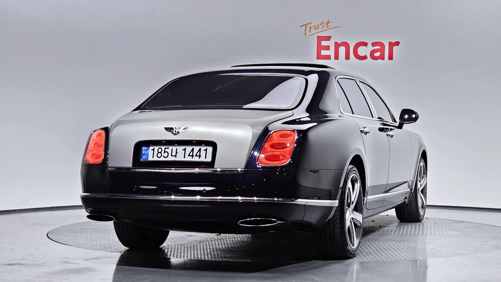 Bentley Mulsanne ОБДУХВАНЕ* ЕЛ. БАГАЖНИК* МАСАЖ* ЛЮК* КРАЙНА ЦЕНА, снимка 2 - Автомобили и джипове - 55593719