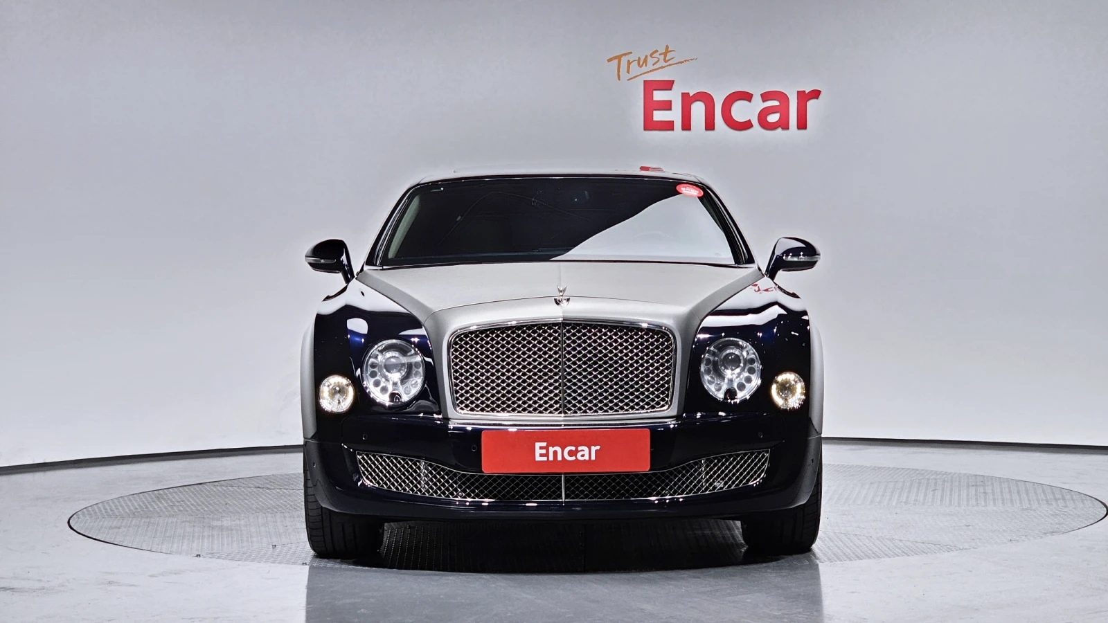 Bentley Mulsanne ОБДУХВАНЕ* ЕЛ. БАГАЖНИК* МАСАЖ* ЛЮК* КРАЙНА ЦЕНА, снимка 3 - Автомобили и джипове - 55593719