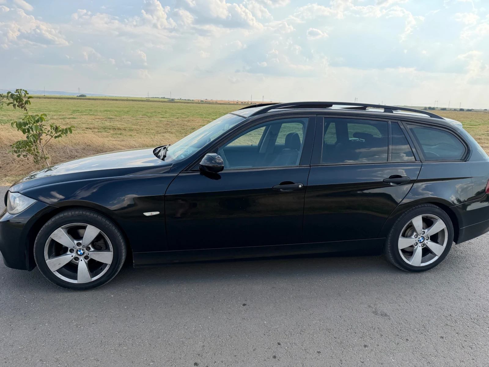 BMW 320, снимка 2 - Автомобили и джипове - 55648671