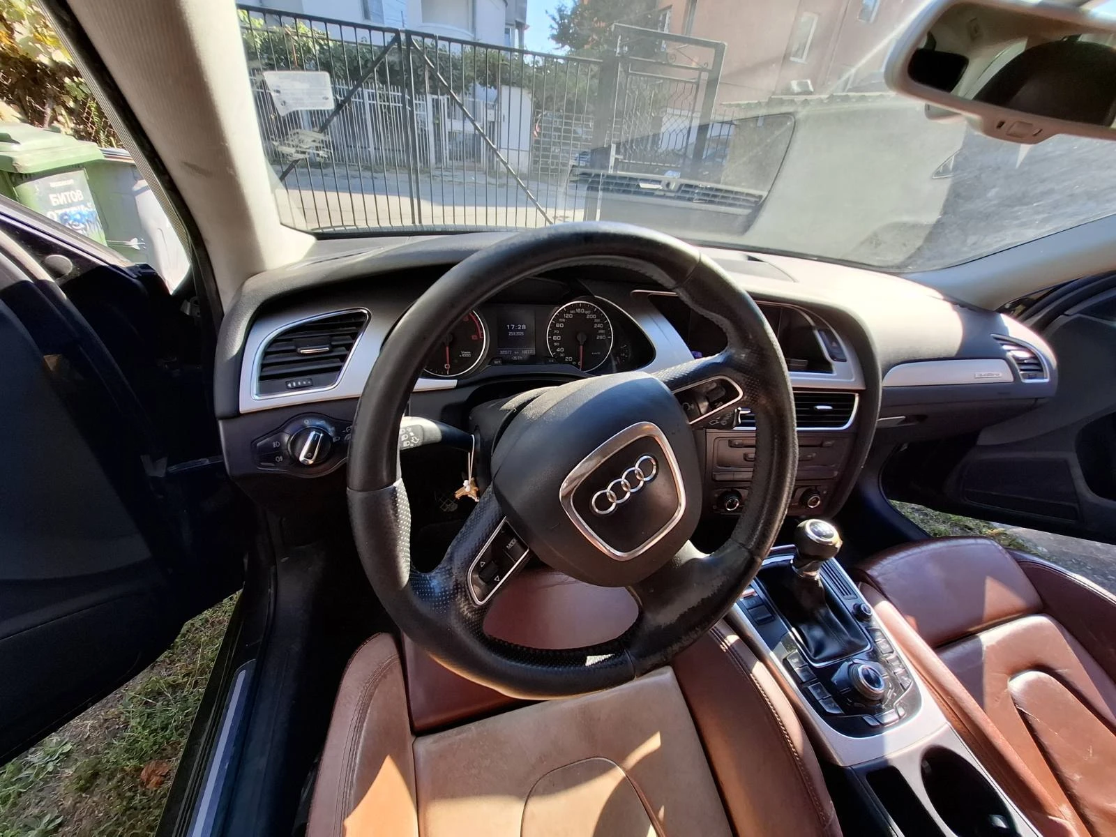 Audi A4 AVANT quattro 2.0 TDI, снимка 6 - Автомобили и джипове - 55909352