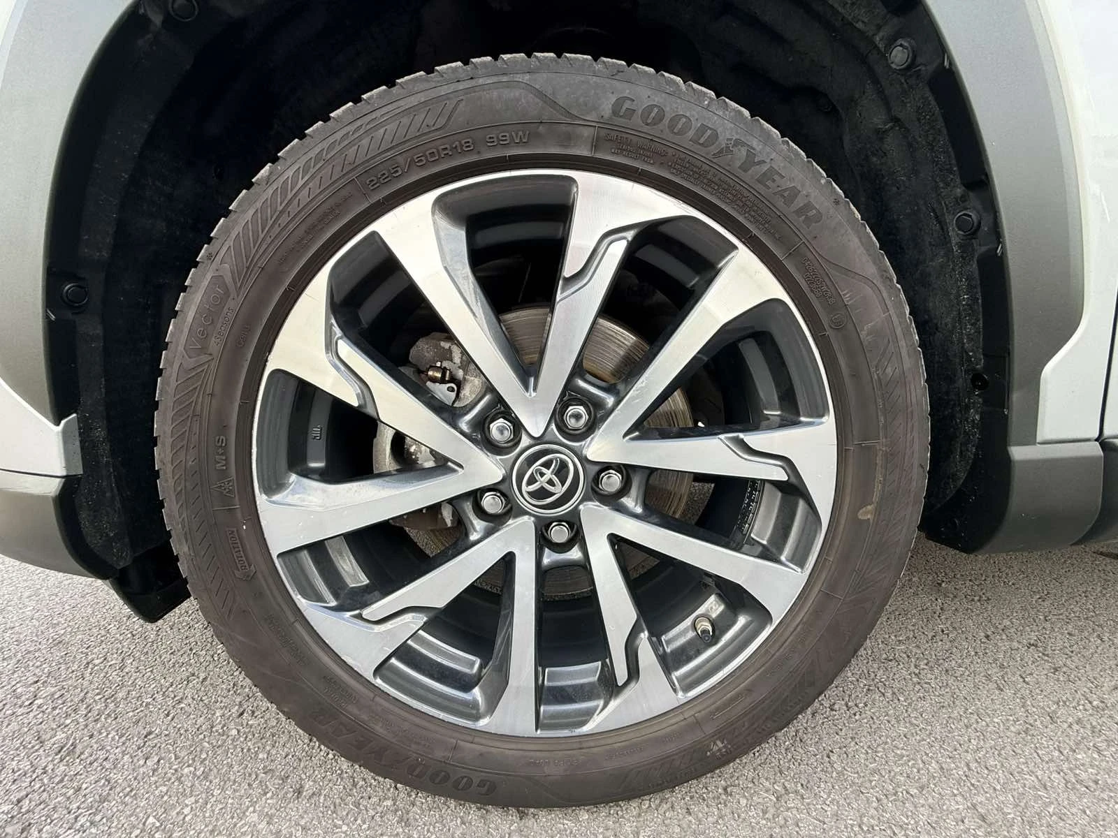 Toyota Corolla Cross 2.0  HSD FWD HYBRID 75000�� | Mobile.bg � ����������� 15