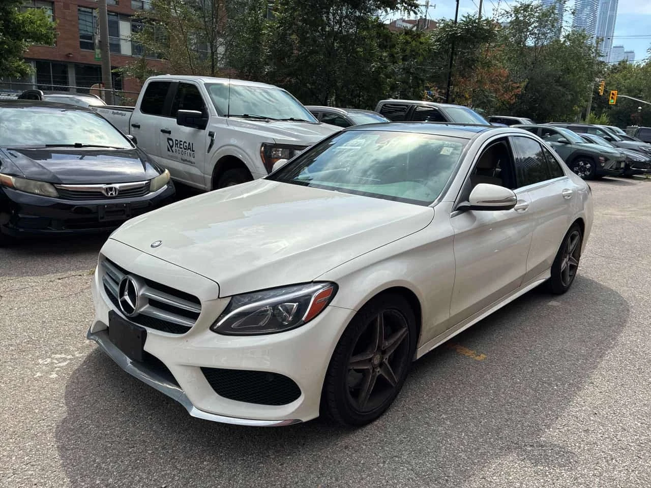 Mercedes-Benz C 300 / АМГ ПАКЕТ / ПАНОРАМА / ОПЦИЯ ЗА ФИНАНСИРАНЕ