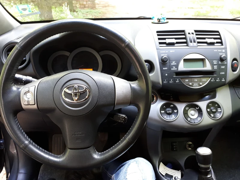 Toyota Rav4 2.2 D-CAT 177 к.с., снимка 6 - Автомобили и джипове - 47640964