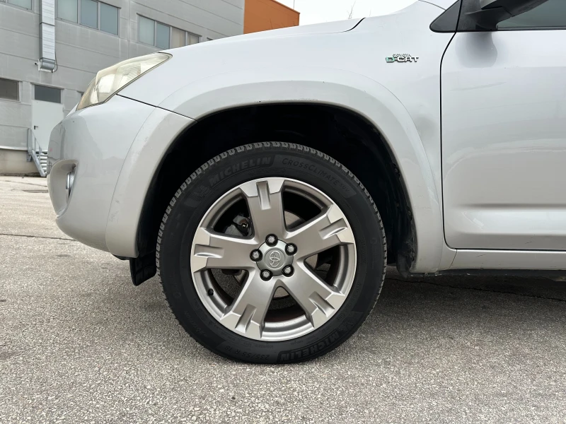 Toyota Rav4 2.2d 150 к.с., снимка 8 - Автомобили и джипове - 48686358