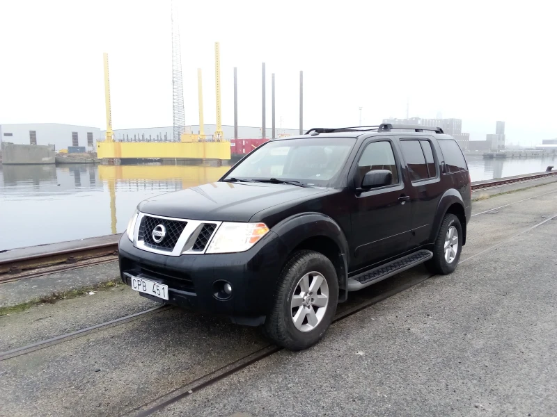 Nissan Pathfinder, снимка 2 - Автомобили и джипове - 49206312