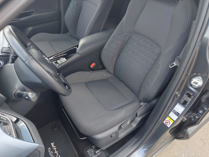 Toyota C-HR 2.0 HSD GR SPORT* 184 к.с.* FACELIFT* ГАРАНЦИОННА, снимка 8 - Автомобили и джипове - 51053679