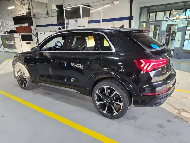 Audi Q3 PROGRESSIV | CARFAX | ПОДГРЕВИ | ПАНОРАМА, снимка 4 - Автомобили и джипове - 53412477