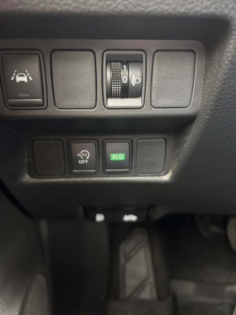 Nissan Qashqai Accenta Plus, снимка 13 - Автомобили и джипове - 53513474