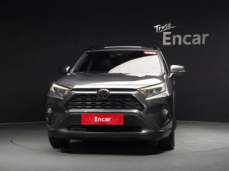 Toyota Rav4 2.5/2WD/НАВИГАЦИЯ/ПОДГРЕВИ/ШИБИДАХ