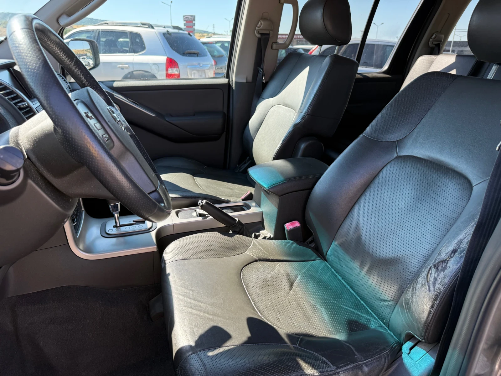 Nissan Pathfinder 2.5DCI * КОЖА* АВТОМАТИК* НАВИГАЦИЯ* 7МЕСТА*  - изображение 9