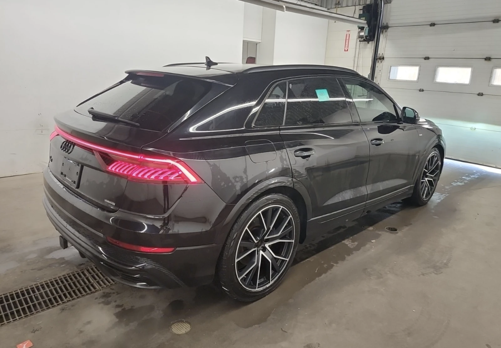 Audi Q8 TECHNIK - изображение 3