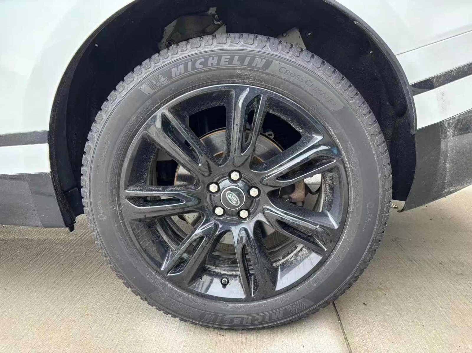 Land Rover Range Rover Velar * * R-Dynamic S* * AWD* * CARFAX* *  - изображение 10