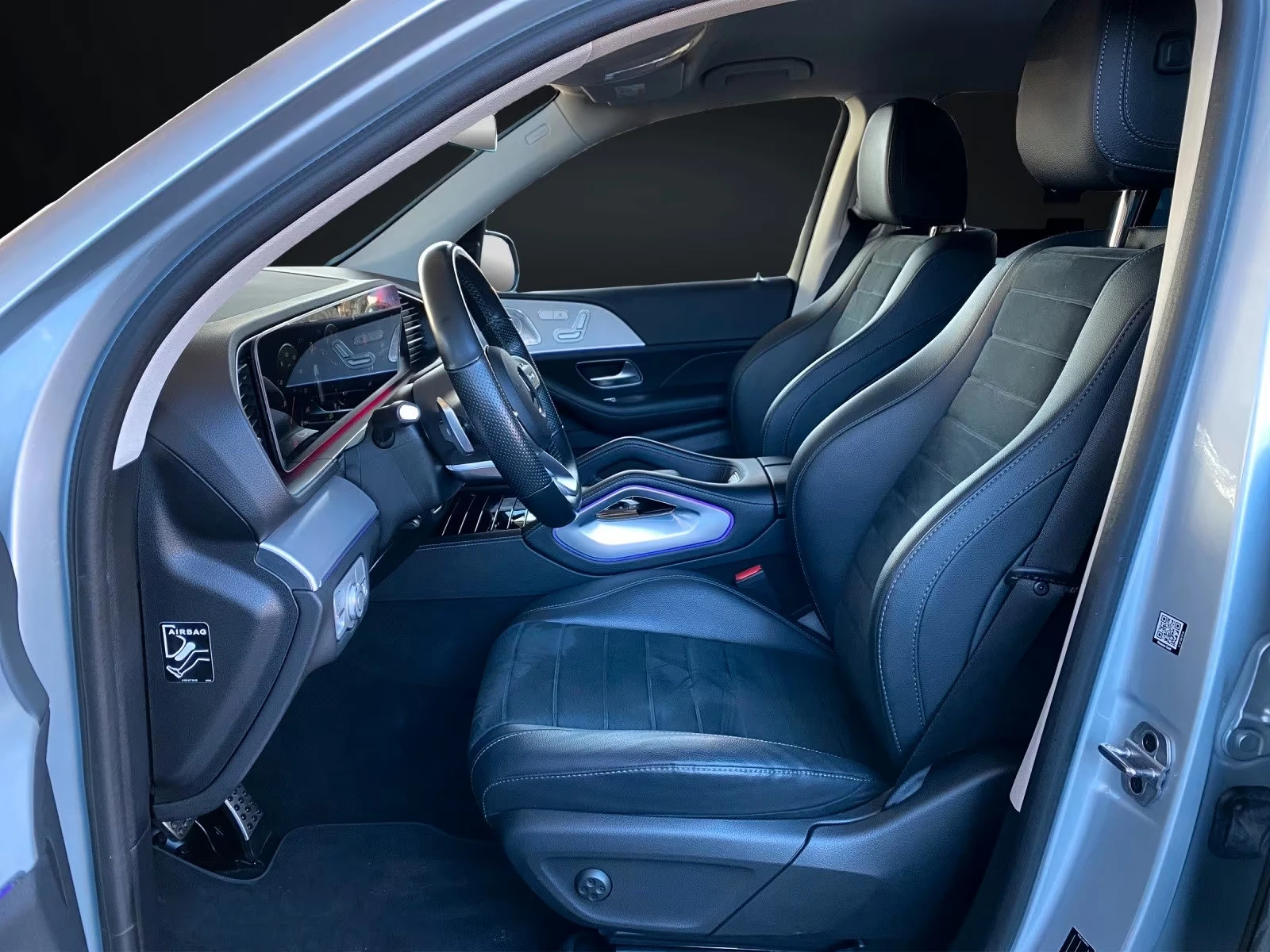 Mercedes-Benz GLE 350 d4MATIC/320HP/AMG-LINE/PANO/BURM/360/MEMO/LED/840g - изображение 8