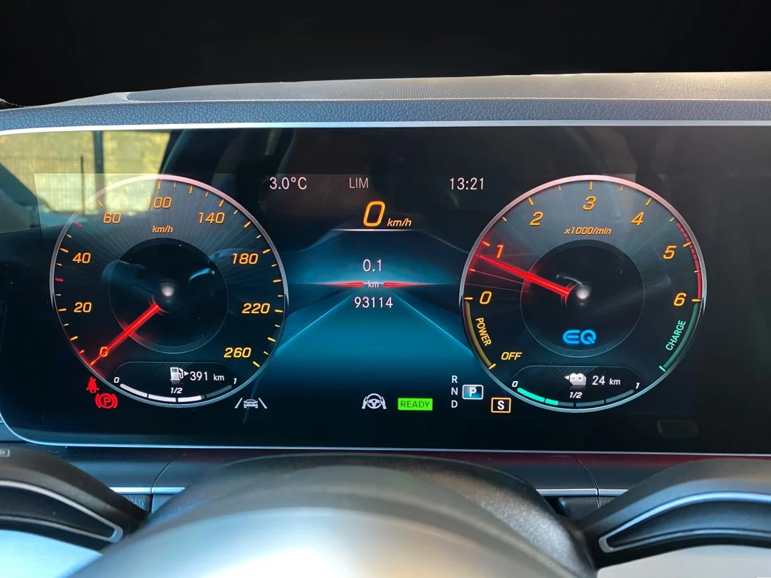 Mercedes-Benz GLE 350 dе/4M/320HP/AMG-LINE/PANO/BURM/360/MEMO/LED/840g, снимка 12 - Автомобили и джипове - 53623453