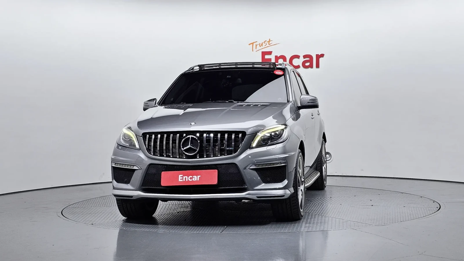 Mercedes-Benz ML 63 AMG FULL, снимка 3 - Автомобили и джипове - 54314397