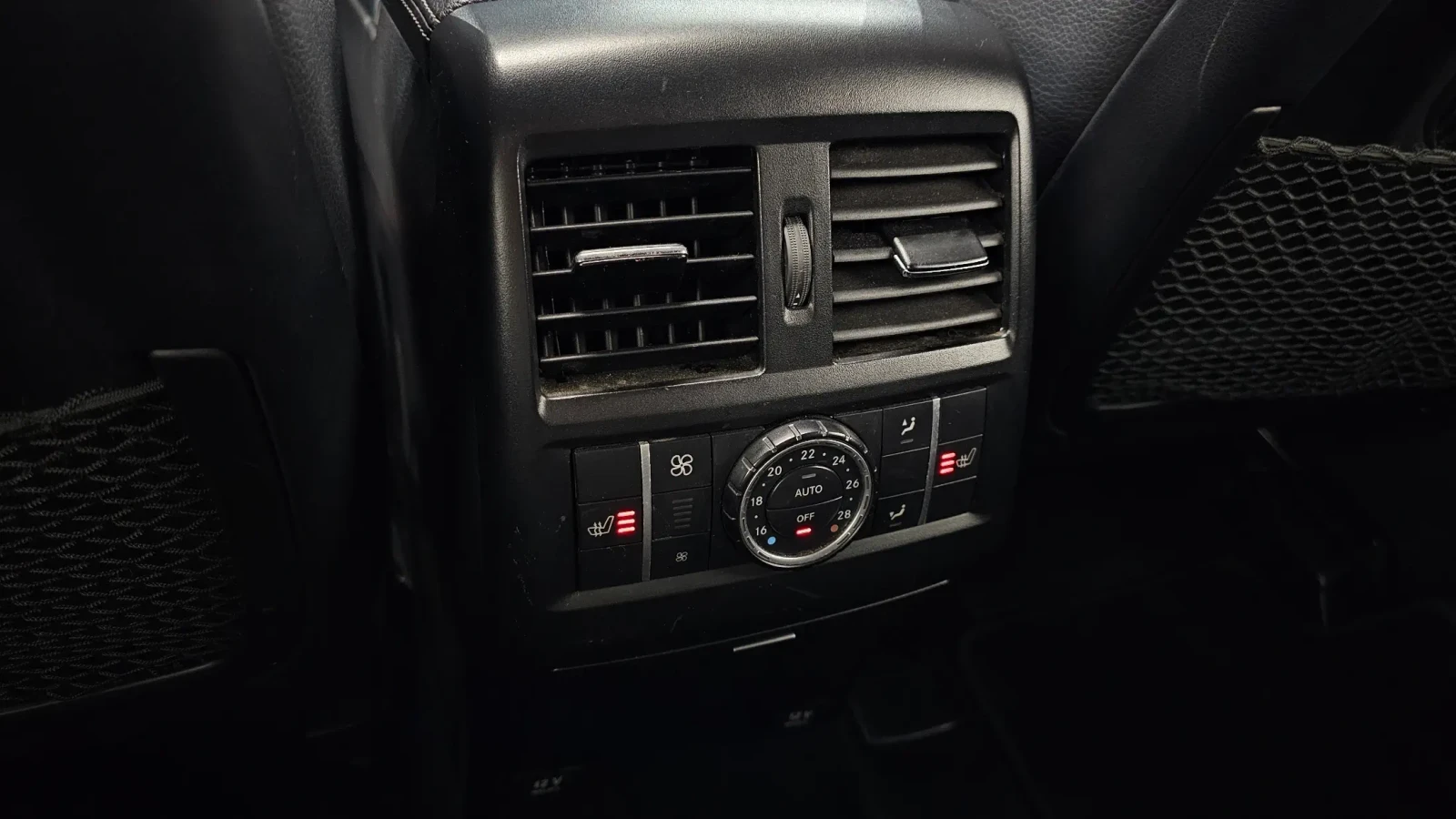Mercedes-Benz ML 63 AMG FULL, снимка 17 - Автомобили и джипове - 54314397