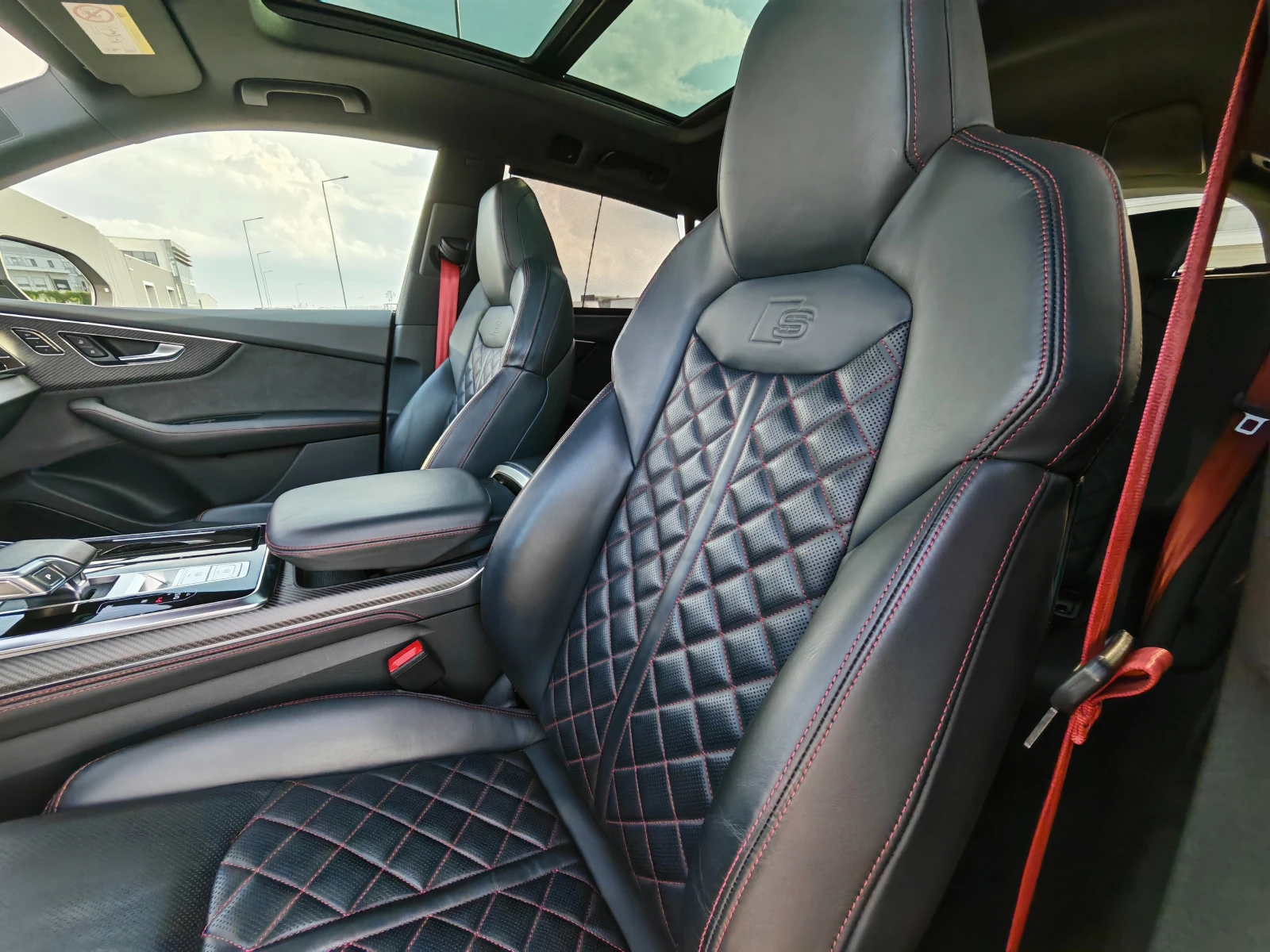 Audi Q8 Facelift S-line HeadUp Печка Панорама Laser, снимка 9 - Автомобили и джипове - 54823748