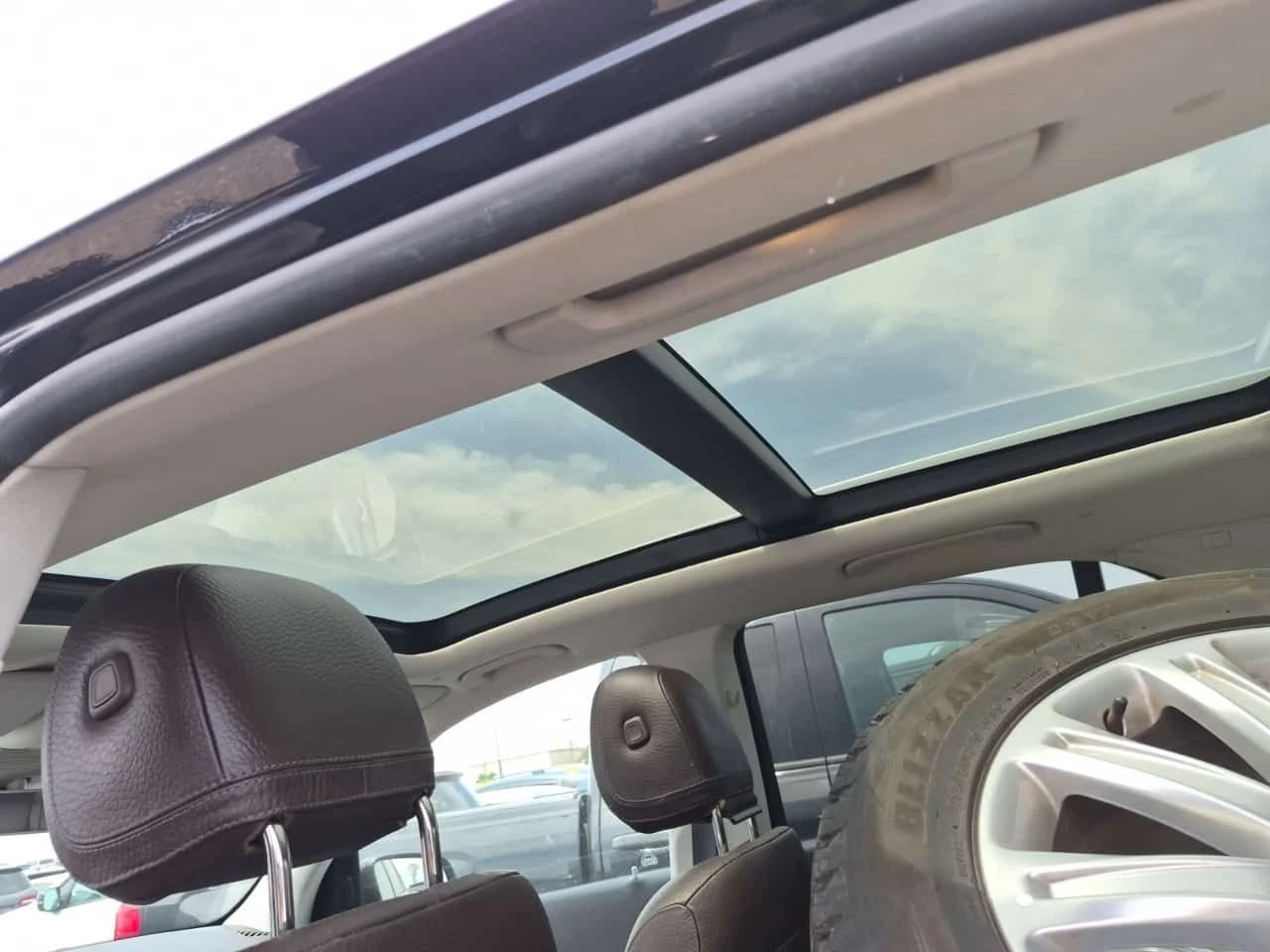 Mercedes-Benz GLE 450 | DISTR| 360| PANO| BURMES + ГУМИ И ДЖАНТИ| CARFAX, снимка 13 - Автомобили и джипове - 54827112