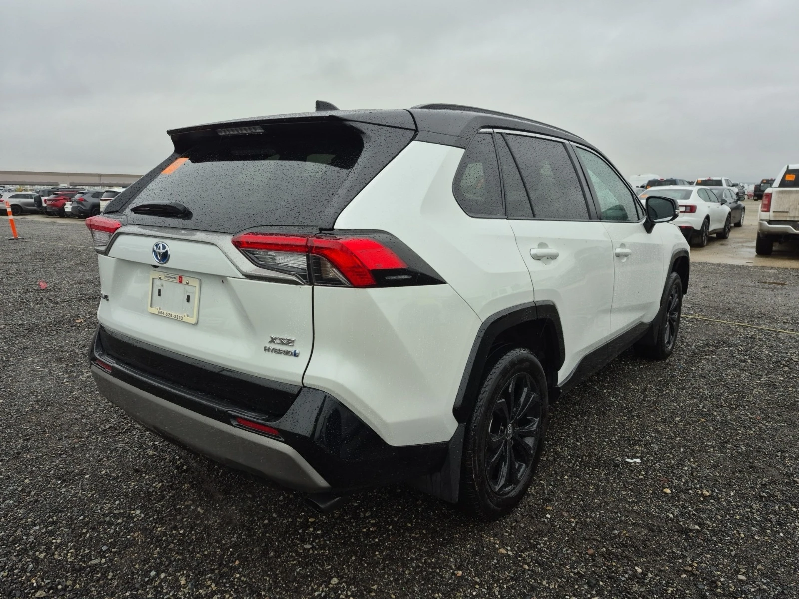Toyota Rav4 XSE HYBRID * * FACE * * CARFAX * * АВТО КРЕДИТ * *, снимка 3 - Автомобили и джипове - 54841030
