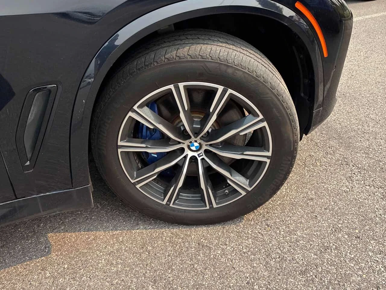 BMW X5 xDrive40i M SPORT | CARFAX | АВТОКРЕДИТ , снимка 6 - Автомобили и джипове - 55305024