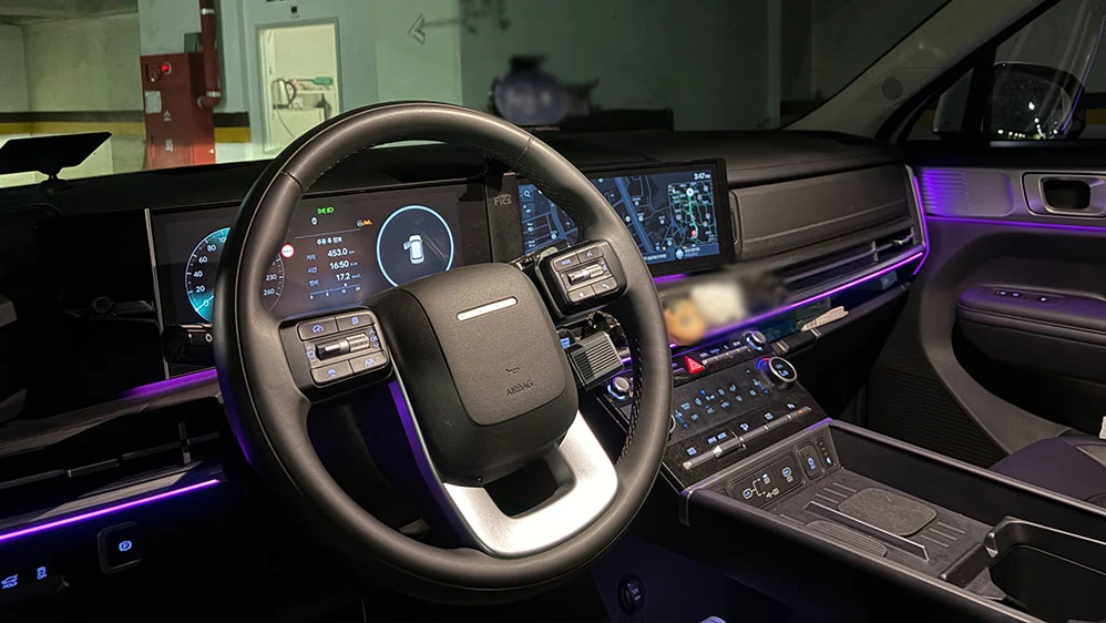 Hyundai Santa fe 1.6 HEV Calligraphy* HUD* МАСАЖ* 360* КРАЙНА ЦЕНА, снимка 13 - Автомобили и джипове - 55334914