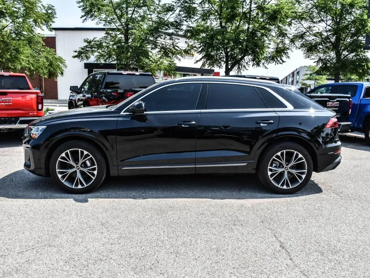 Audi Q8, снимка 3 - Автомобили и джипове - 56227267