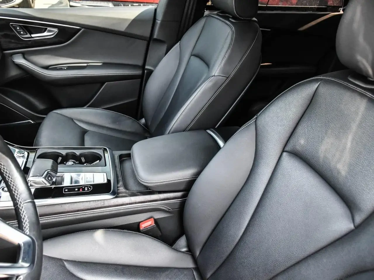 Audi Q8, снимка 12 - Автомобили и джипове - 56227267