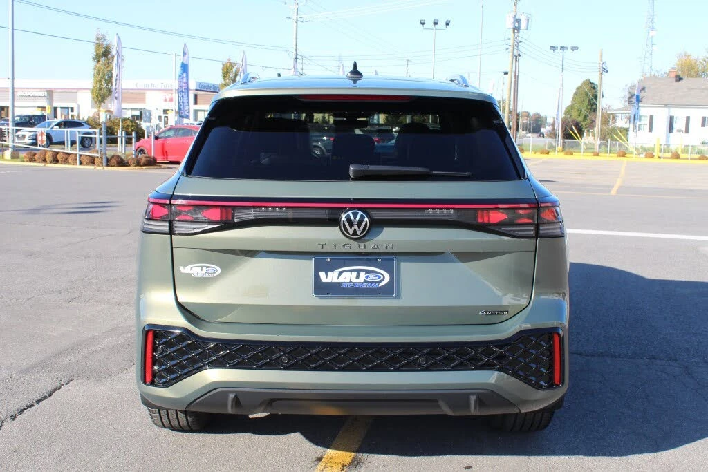 VW Tiguan * HIGHLINE* R-LINE* 4* MOTION*  | Mobile.bg � ����������� 5