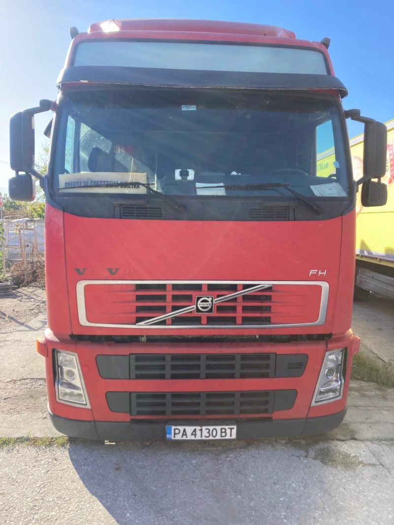 Volvo Fh влекач + цистерна , снимка 1 - Камиони - 47393775