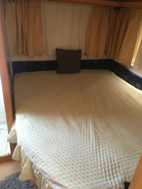 Каравана Chateau 450, снимка 4