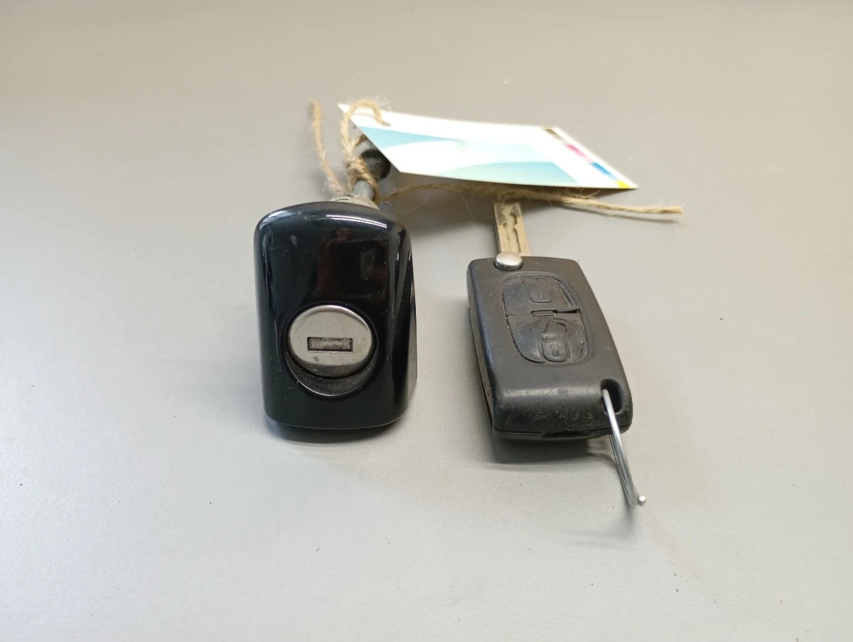     5008 1.6 () | Mobile.bg   1