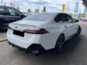 BMW i5 M60 M-SPORT PAKET PRO HEAD UP 360 B&W LED, снимка 3