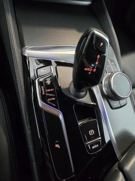 BMW 530 d xDrive Touring Facelift M Paket, снимка 13
