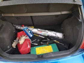 Toyota Auris Unique, снимка 8