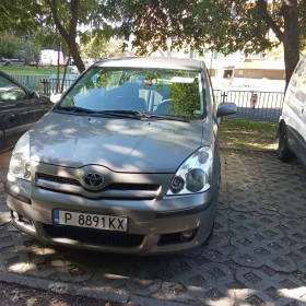 Toyota Corolla verso 2.0 D4D, снимка 3