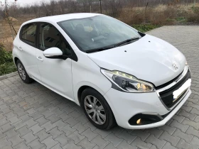 Peugeot 208 GT line, снимка 1