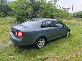 VW Jetta 1.6 | Mobile.bg    3