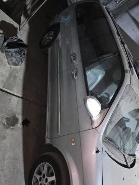 Kia Carnival 2.9 TD, снимка 5