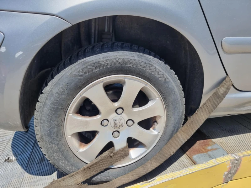 Peugeot 308 1.6 16V ГАЗ/Лети джанти 15, снимка 9 - Автомобили и джипове - 51899511