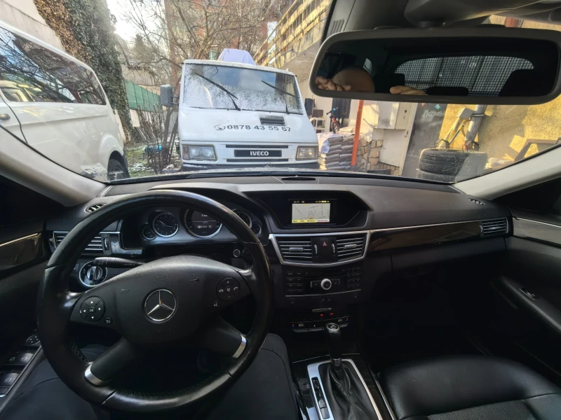 Mercedes-Benz E 250 CGI Avantgarde, снимка 11 - Автомобили и джипове - 48430981