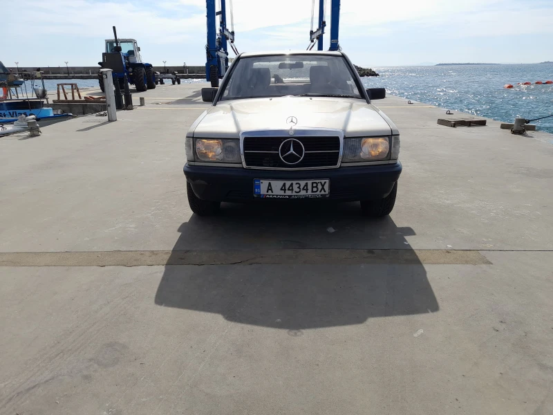 Mercedes-Benz 190 D, снимка 5 - Автомобили и джипове - 48777379