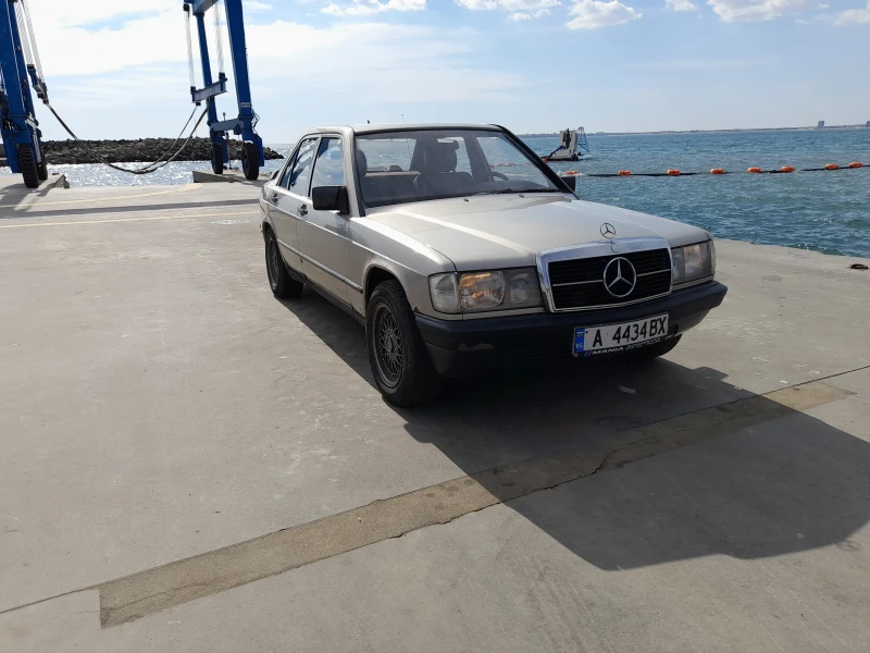 Mercedes-Benz 190 D, снимка 1 - Автомобили и джипове - 48777379